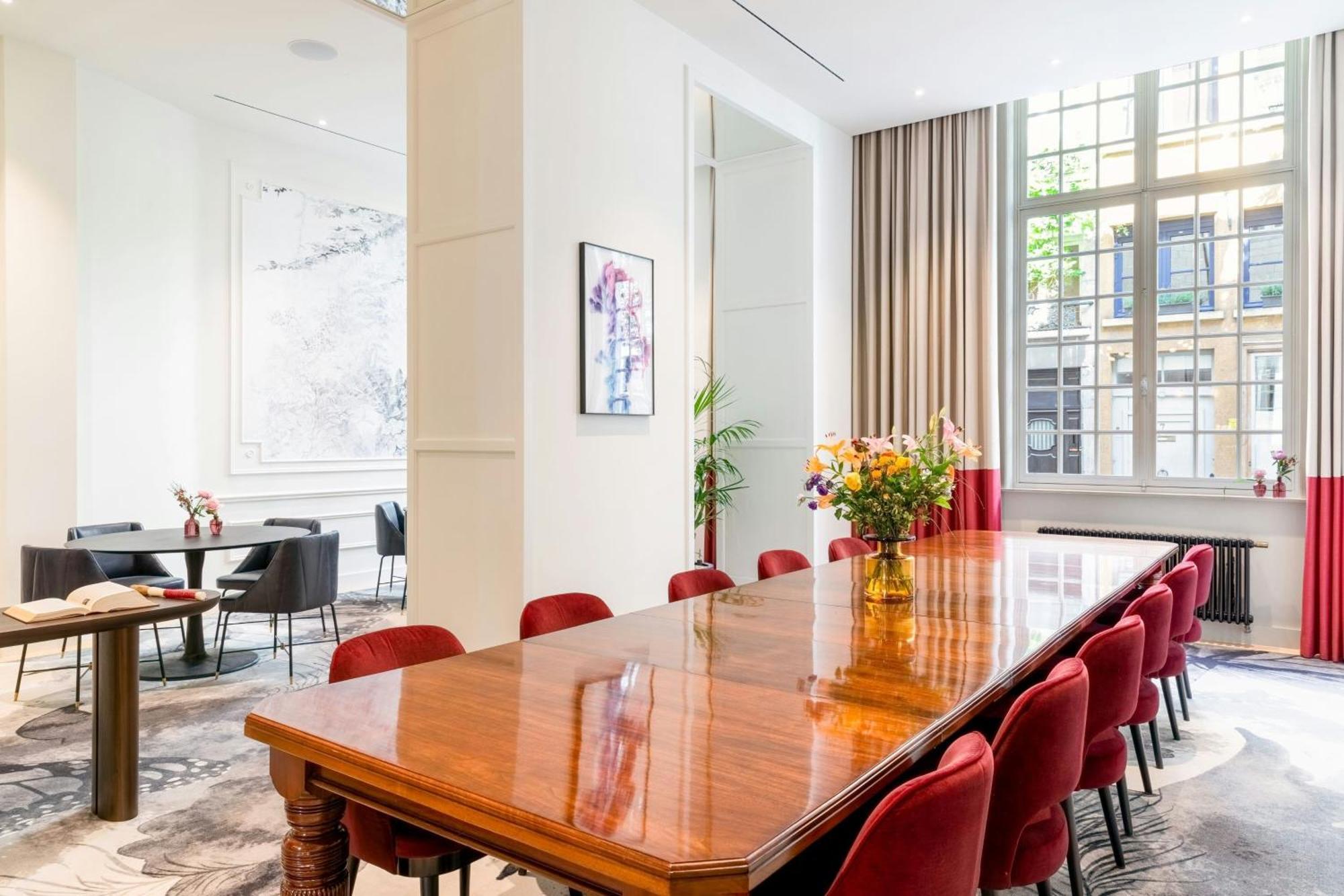 Sapphire House Antwerp, Autograph Collection By Marriott Hotel Kültér fotó The boardroom at the London headquarters