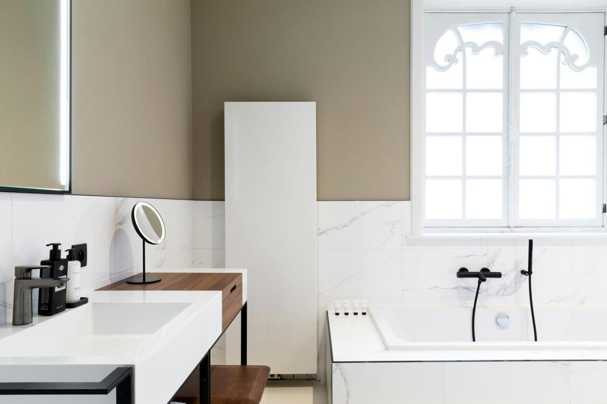 Sapphire House Antwerp, Autograph Collection By Marriott Hotel Kültér fotó Bathroom