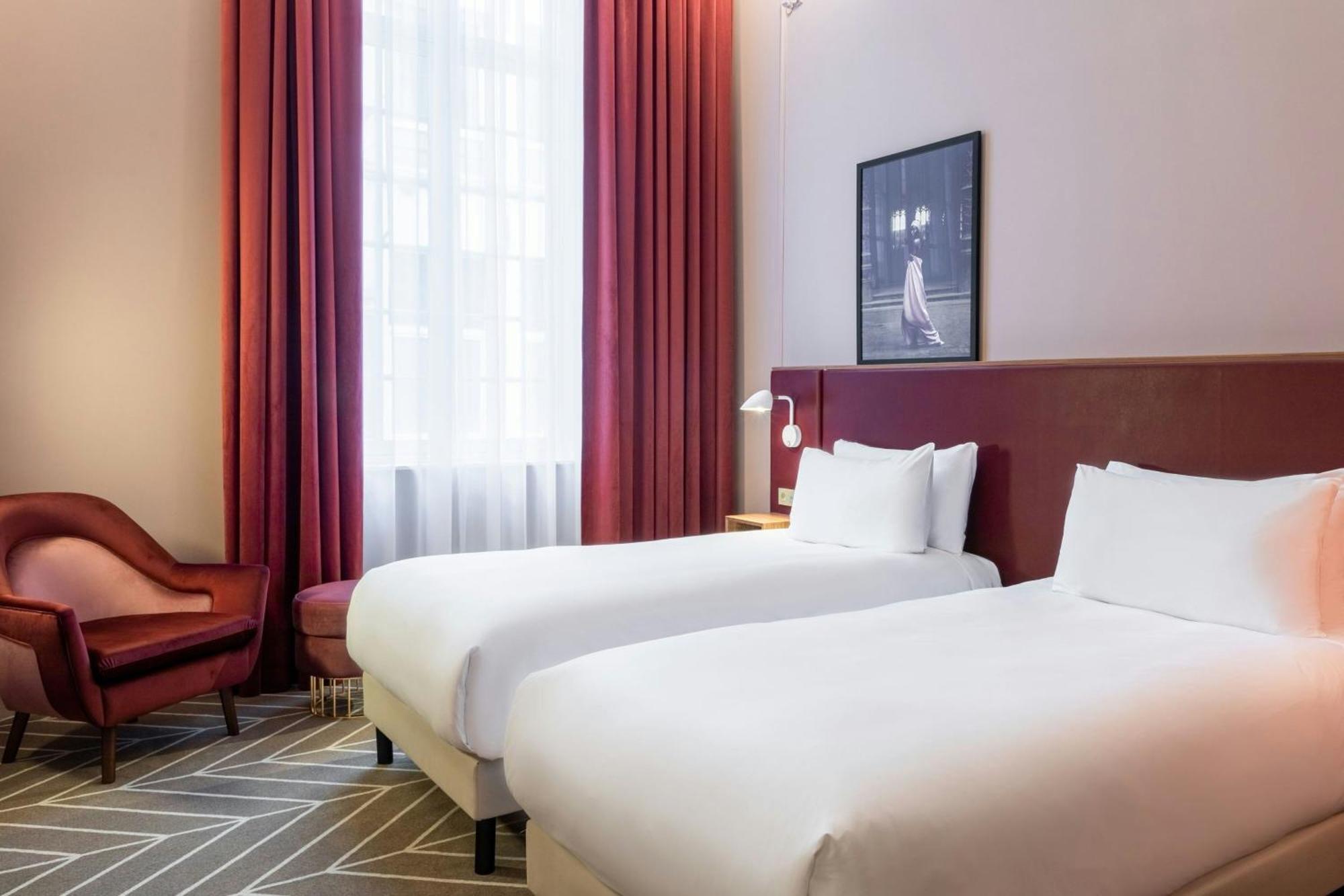 Sapphire House Antwerp, Autograph Collection By Marriott Hotel Kültér fotó A room at the hotel