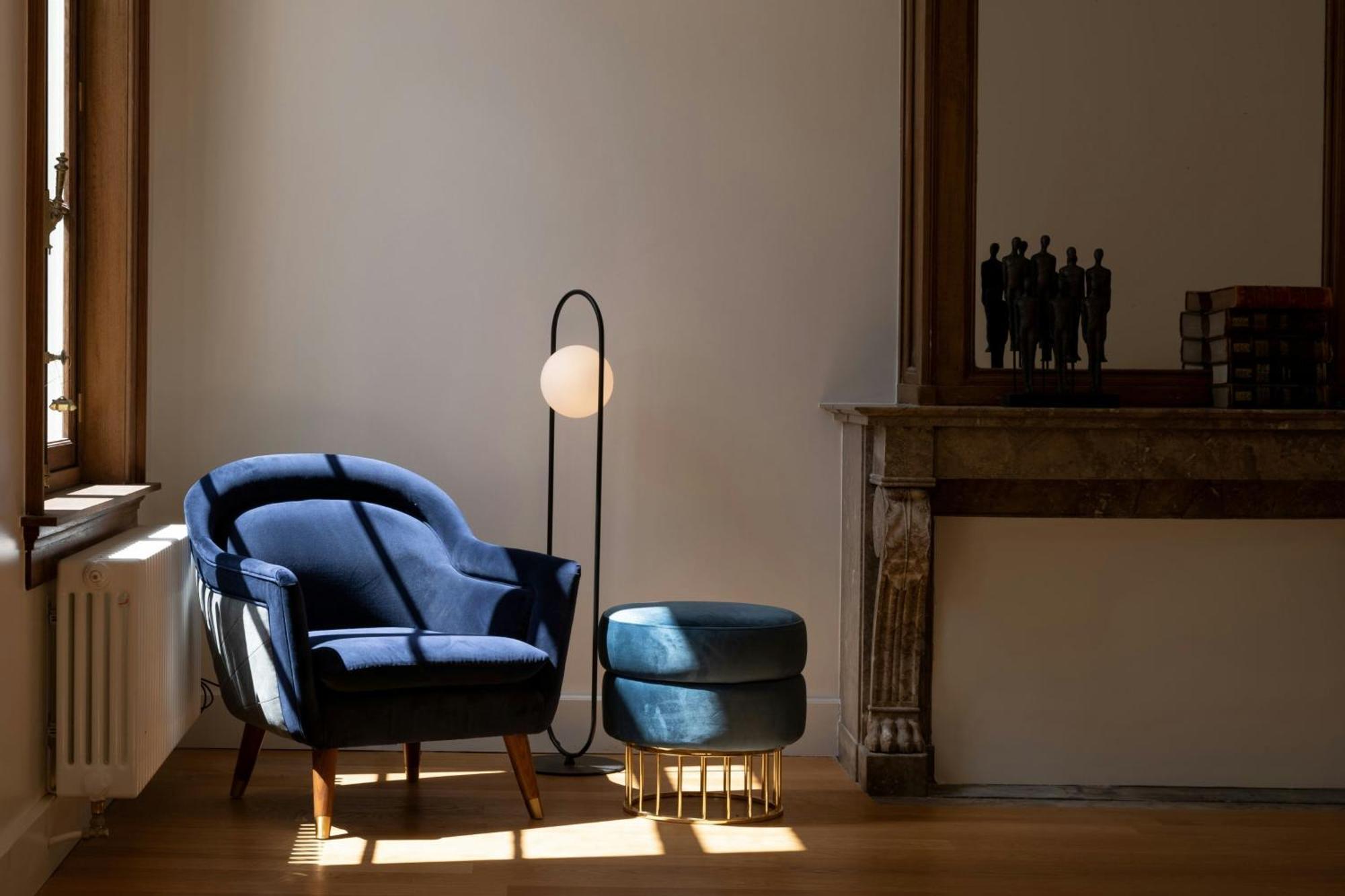 Sapphire House Antwerp, Autograph Collection By Marriott Hotel Kültér fotó Floor lamp